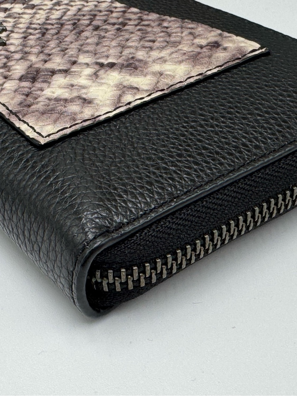Coach Accordion Zip Wallet in Pebble Leather with Python Detail - Picture 5 of 10